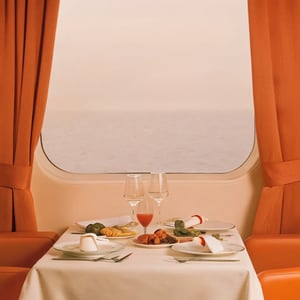 5-Star Dining at Sea: Aboard the Most Luxurious Expedition Cruises