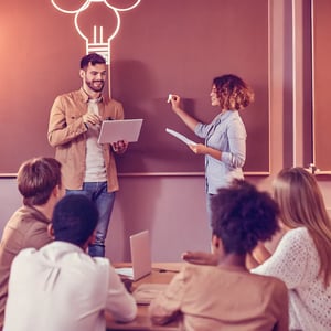 Lectures and Learning: Onboard Experts That Enrich Your Journey